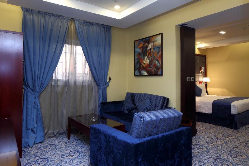 Intour Al Khafji Hotel Bagian luar foto