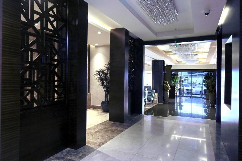 Intour Al Khafji Hotel Bagian luar foto