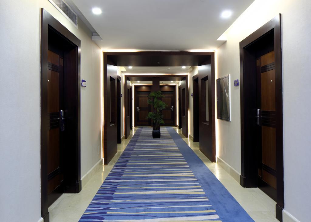 Intour Al Khafji Hotel Bagian luar foto