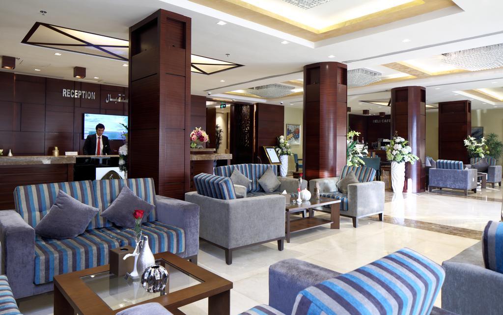 Intour Al Khafji Hotel Bagian luar foto