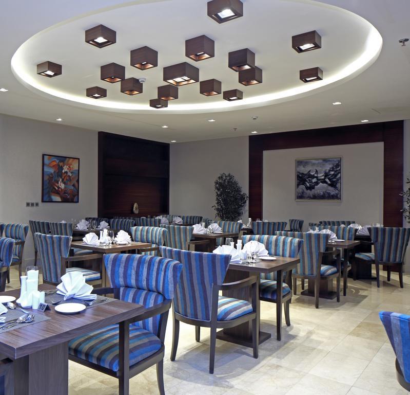 Intour Al Khafji Hotel Bagian luar foto