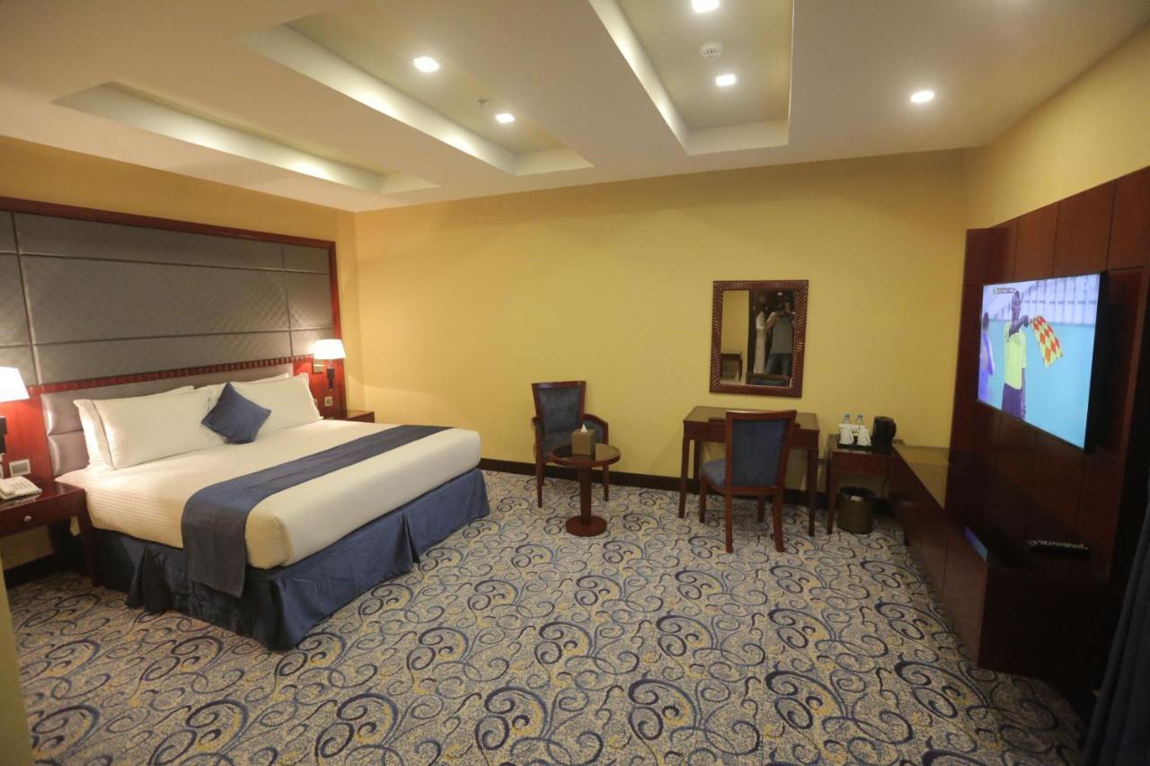 Intour Al Khafji Hotel Bagian luar foto
